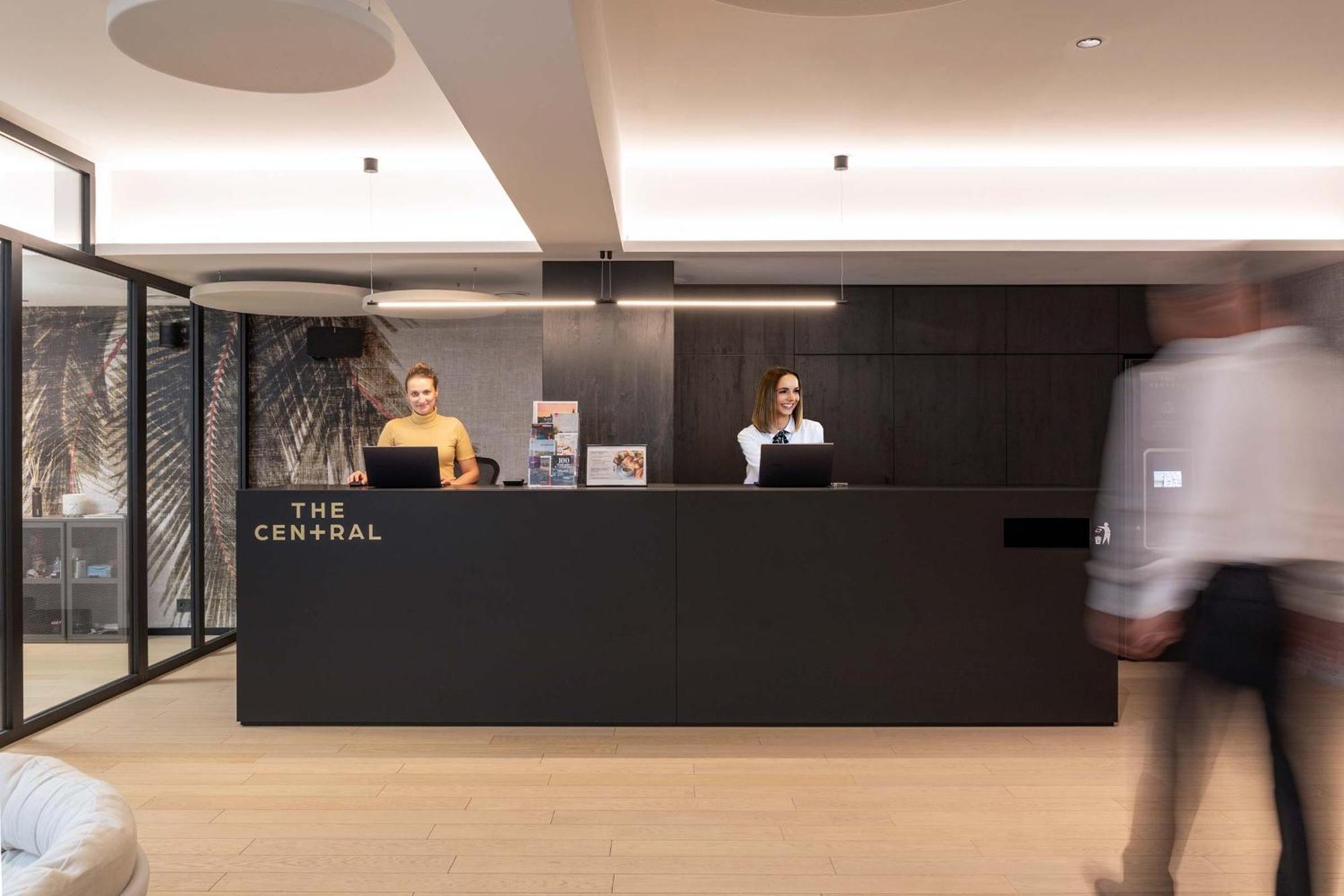 The Central Kirchberg - Smart Aparthotel Люксембург Екстер'єр фото