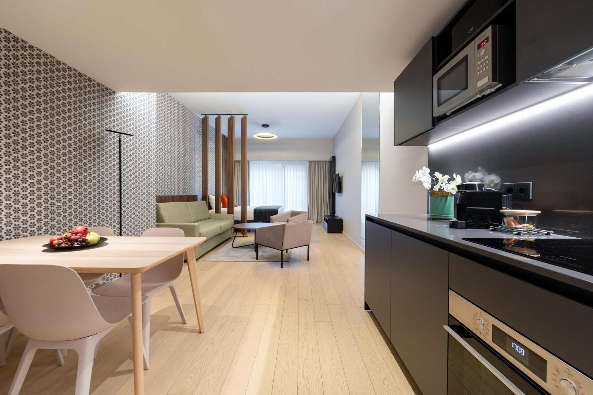 The Central Kirchberg - Smart Aparthotel Люксембург Екстер'єр фото